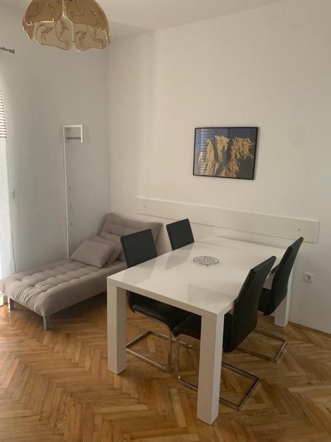 ستاريغغاد باكلينتسا Apartmani Mm المظهر الخارجي الصورة