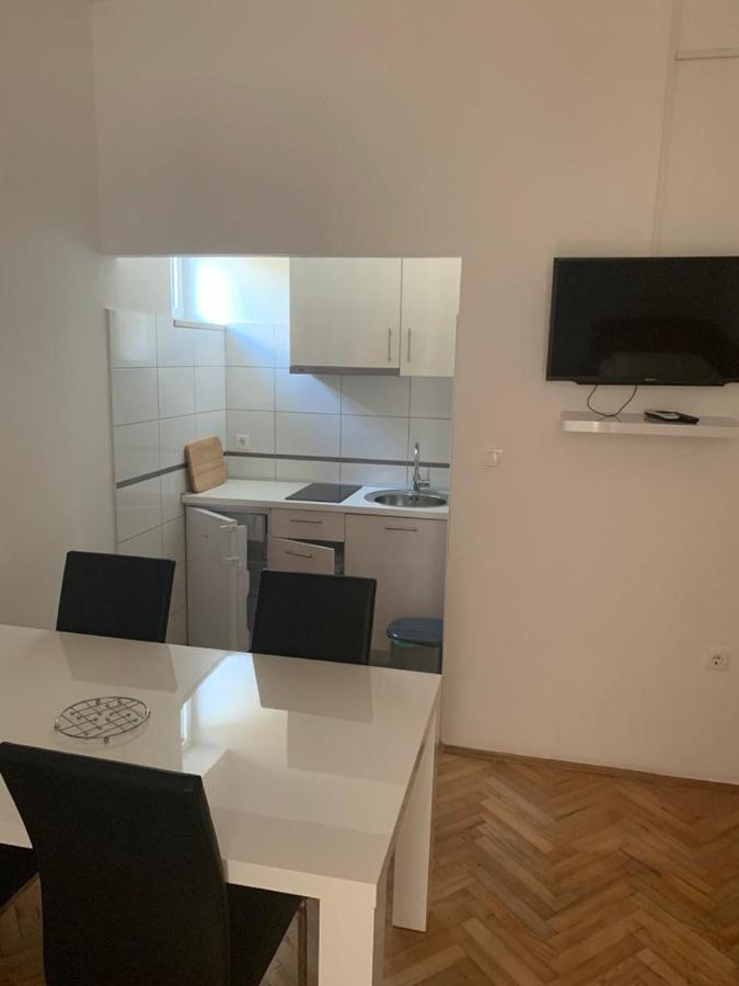 ستاريغغاد باكلينتسا Apartmani Mm المظهر الخارجي الصورة